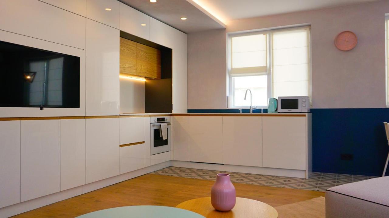 Апартамент Жасмин С Частен Гараж - Jasmin Apartment With Private Garage فارنا المظهر الخارجي الصورة