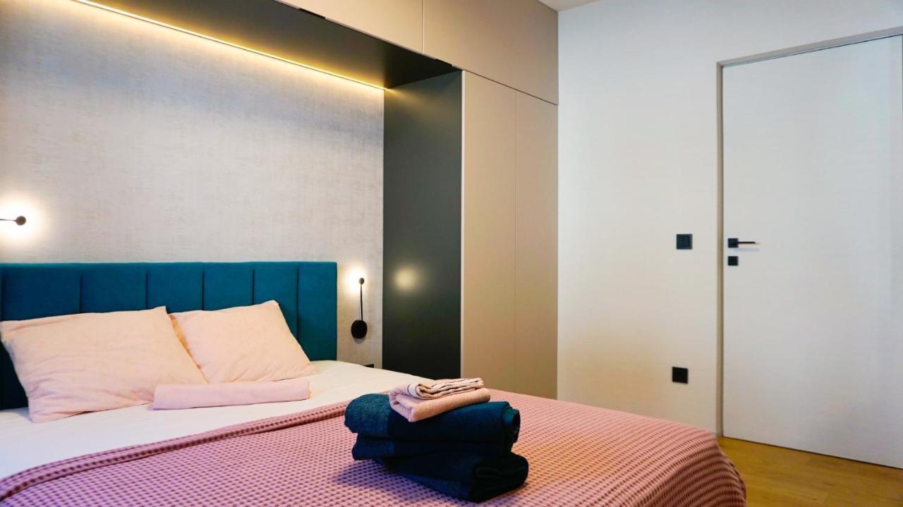 Апартамент Жасмин С Частен Гараж - Jasmin Apartment With Private Garage فارنا المظهر الخارجي الصورة