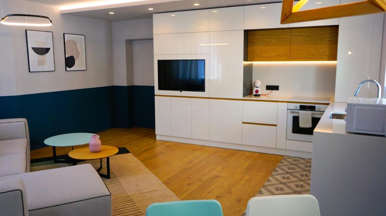 Апартамент Жасмин С Частен Гараж - Jasmin Apartment With Private Garage فارنا المظهر الخارجي الصورة