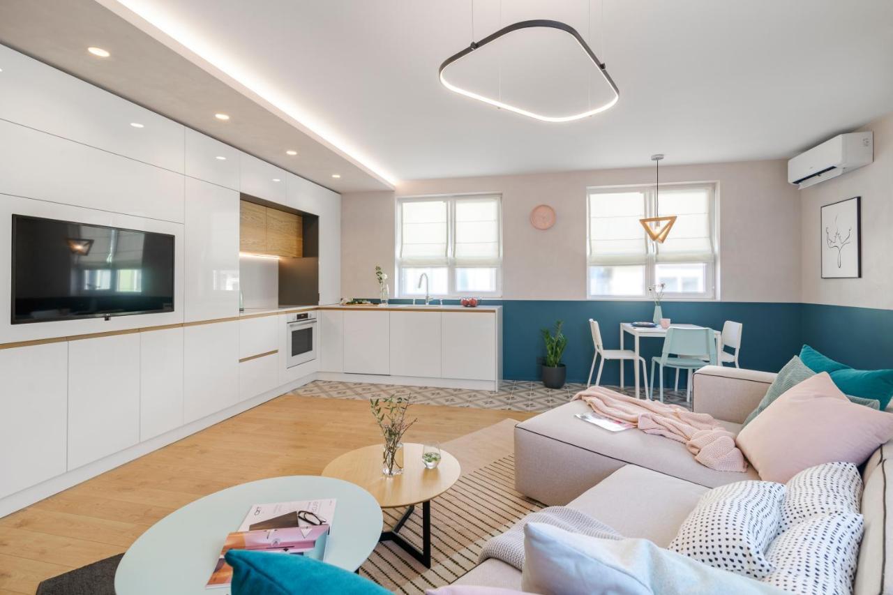 Апартамент Жасмин С Частен Гараж - Jasmin Apartment With Private Garage فارنا المظهر الخارجي الصورة