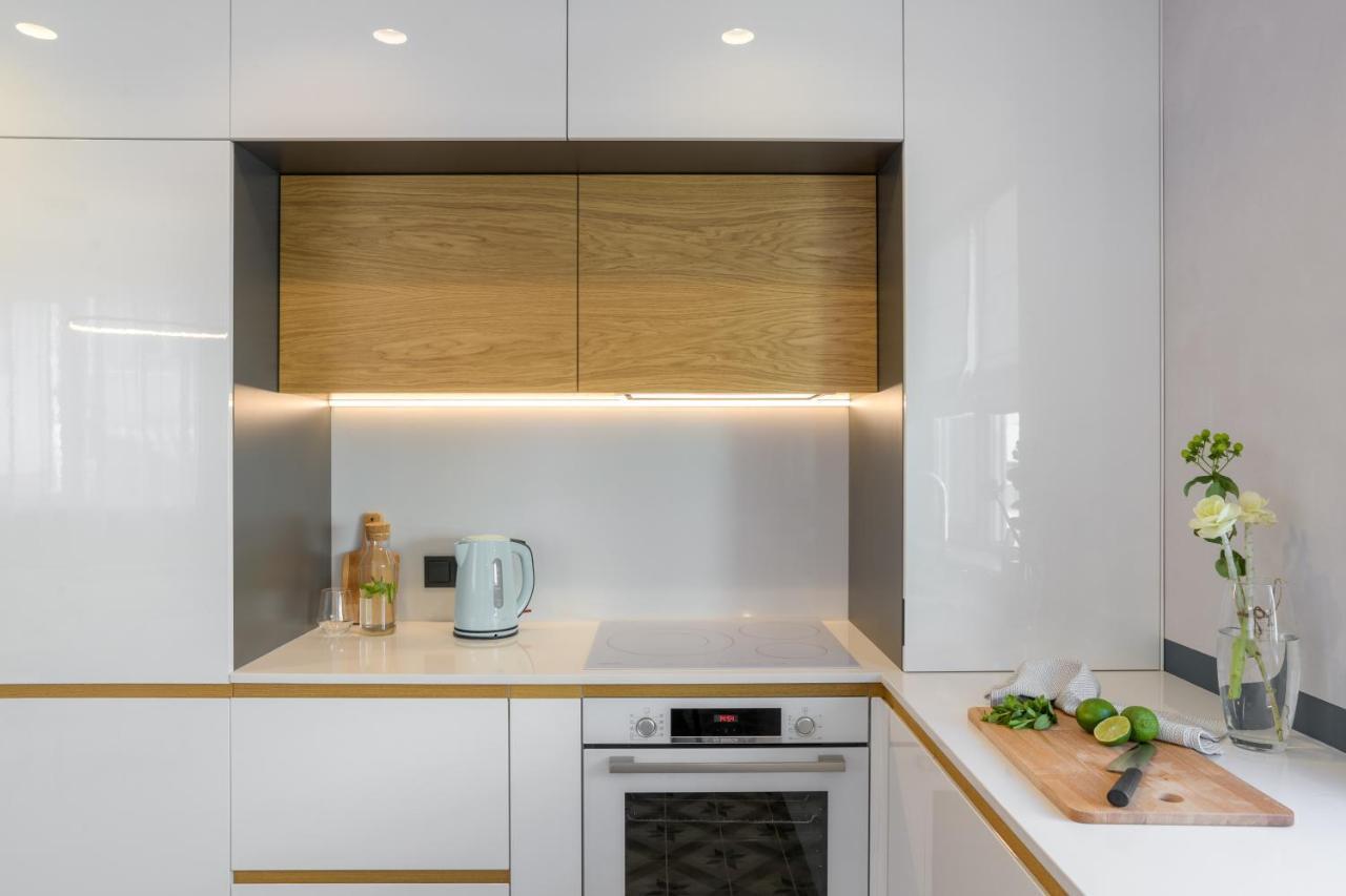 Апартамент Жасмин С Частен Гараж - Jasmin Apartment With Private Garage فارنا المظهر الخارجي الصورة