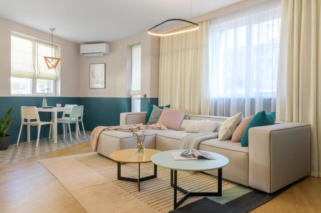 Апартамент Жасмин С Частен Гараж - Jasmin Apartment With Private Garage فارنا المظهر الخارجي الصورة